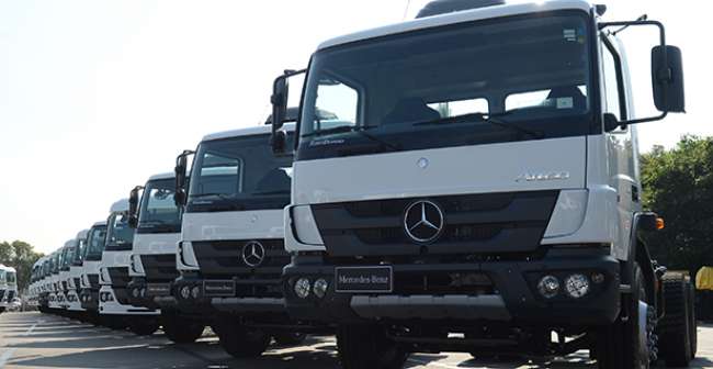 Mercedes Caminhões Atego INTERNA