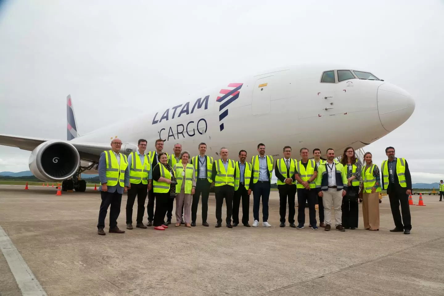 Latam Cargo e Zurich Airport Brasil inauguram nova rota Europa-Florianópolis