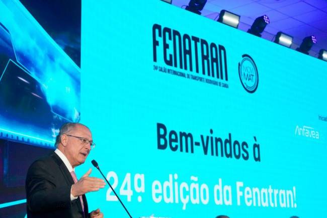 Abertura da Fenatran conta com a presença de Alckmin que apresenta programa Mover; entenda