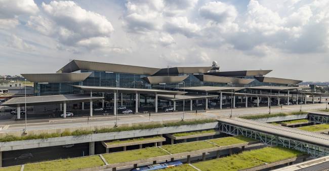 ANAC e Ministério de Portos elaboram plano de ação para solucionar problemas logísticos no Aeroporto de Guarulhos (SP)