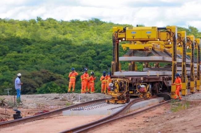 Governo federal libera R$ 400 milhões para obras da Transnordestina