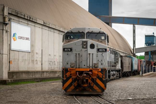 COFCO International investe R$ 1,2 bilhão na compra de vagões e locomotivas em operação com a Rumo