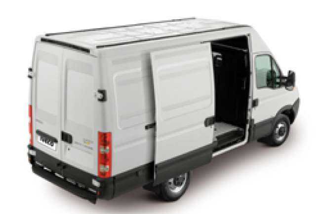 Linha Daily 45S14 de caminhões leves, da Iveco