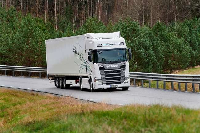 Scania traz gama de caminhões pesados Super para o Brasil