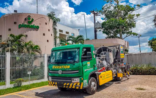 BR Aviation e Pioneiro passam a utilizar caminhão elétrico no Aeroporto de Manaus