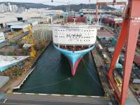 Primeiro navio de grande capacidade movido a metanol da Maersk vai operar em rota comercial entre Ásia e Europa