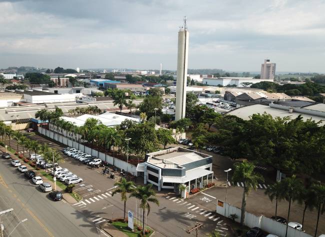 Veículos Autônomos (AGVs) otimizam operações na unidade da ZF em Limeira (SP)