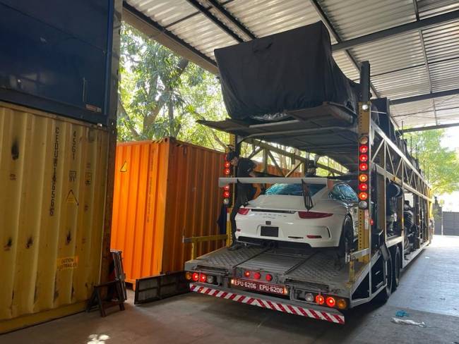 Grupo SADA realiza transporte de carros da Porsche Cup para etapa na Argentina