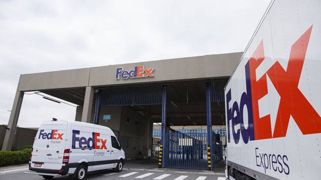 FedEx e AlphaGraphics firmam parceria para ampliar centros de envio internacional no Brasil